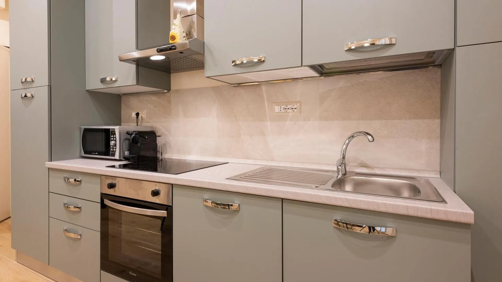 Mercato Contemporary Apartment By Mmega Florence Italy