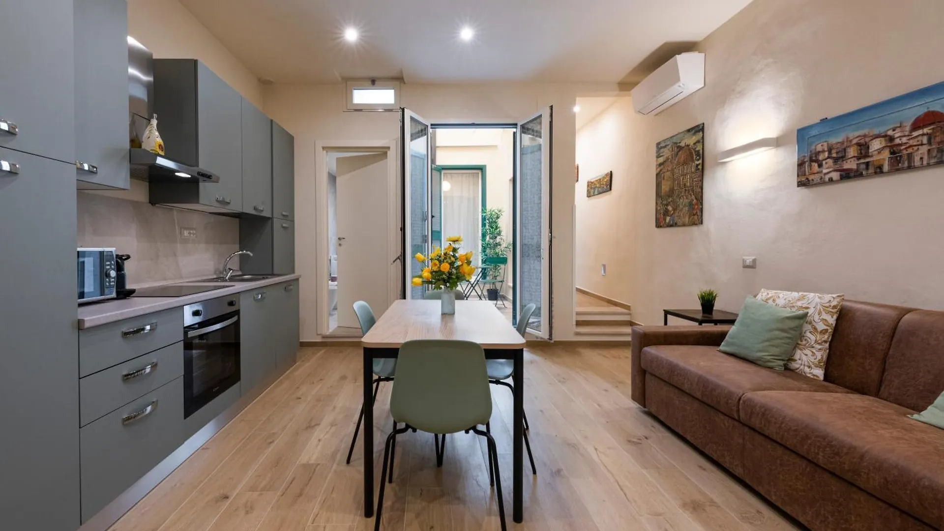 Mercato Contemporary Apartment By Mmega Floransa